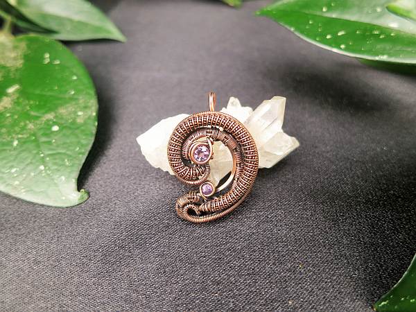 Amethyst-Pendant Semipreciousstonejewelry SunayLaLuna