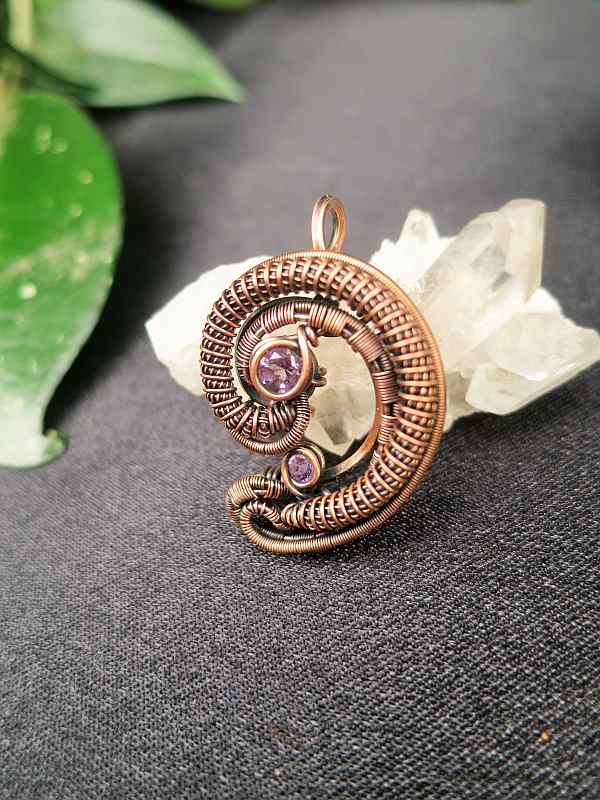 Amethyst-Pendant Semipreciousstonejewelry SunayLaLuna