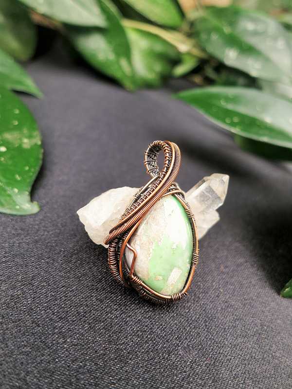 Varascite-Pendant Copperwire Semipreciousstonejewelry