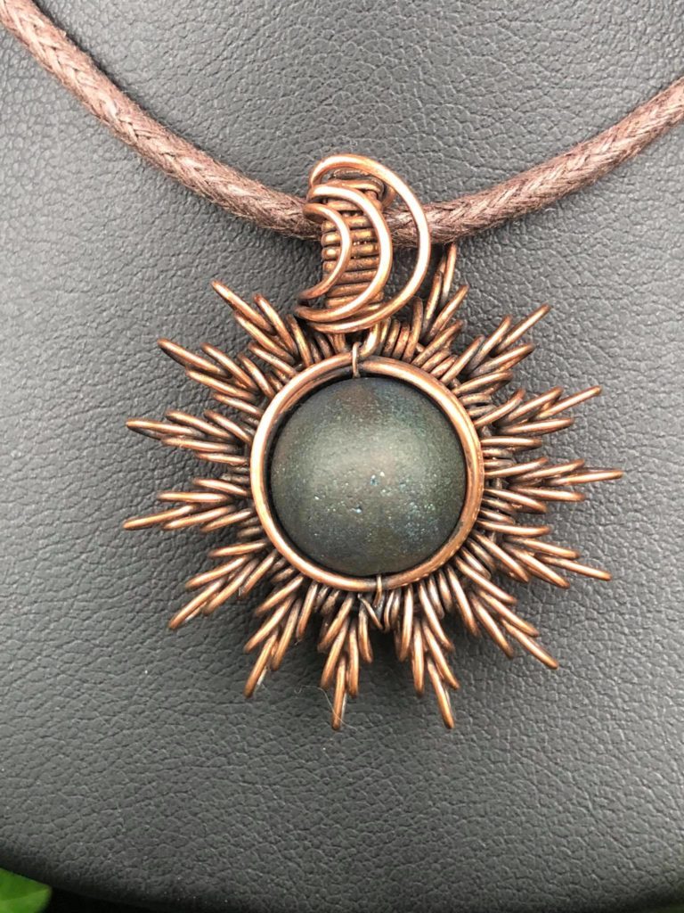 Drusenachat-Sonnenanhänger-Sonnenschmuck-Schmuckdesign