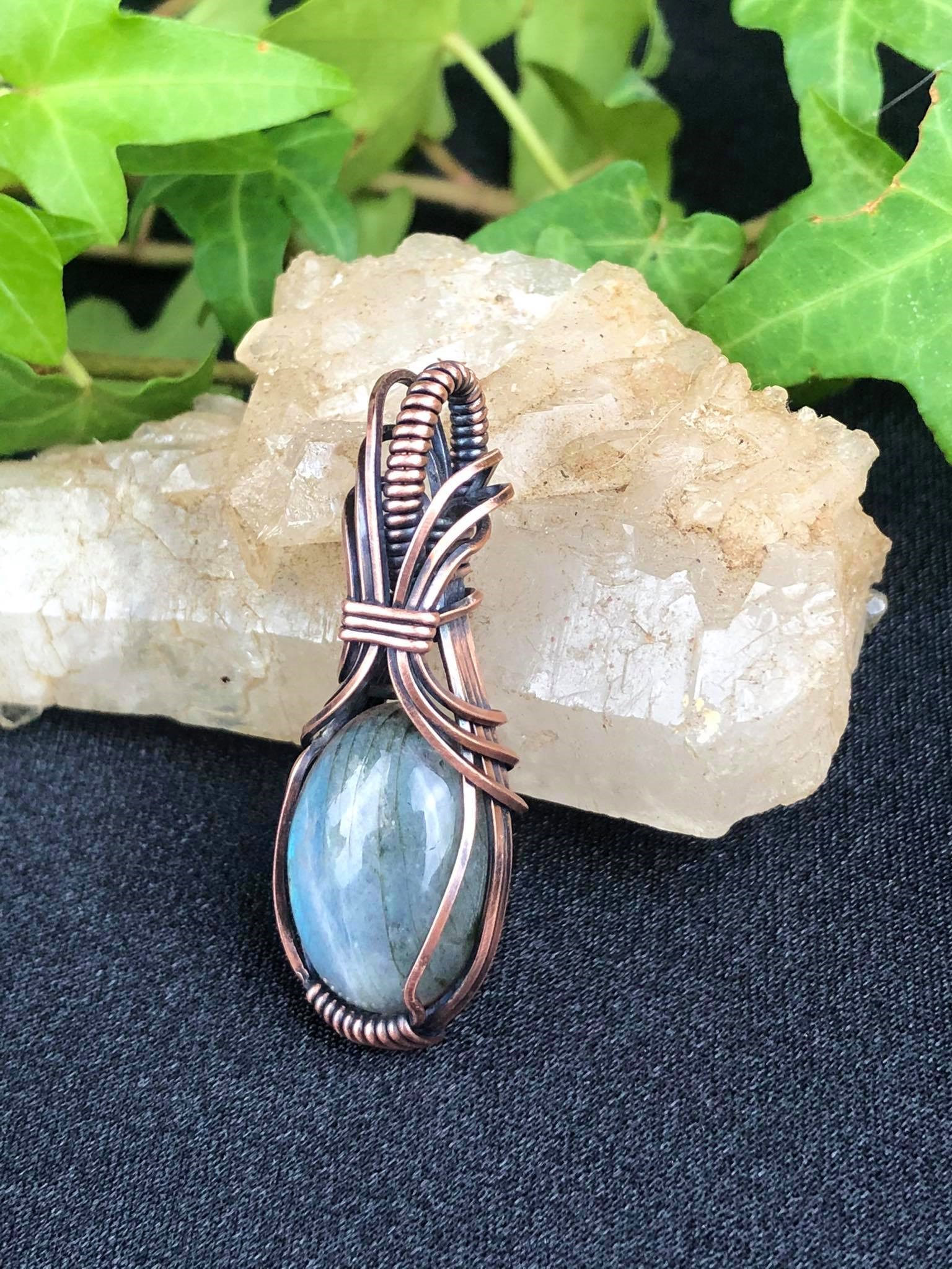 Labradorite-Pendant2 Collection "Pure" Jewelrydesign SunayLaLuna