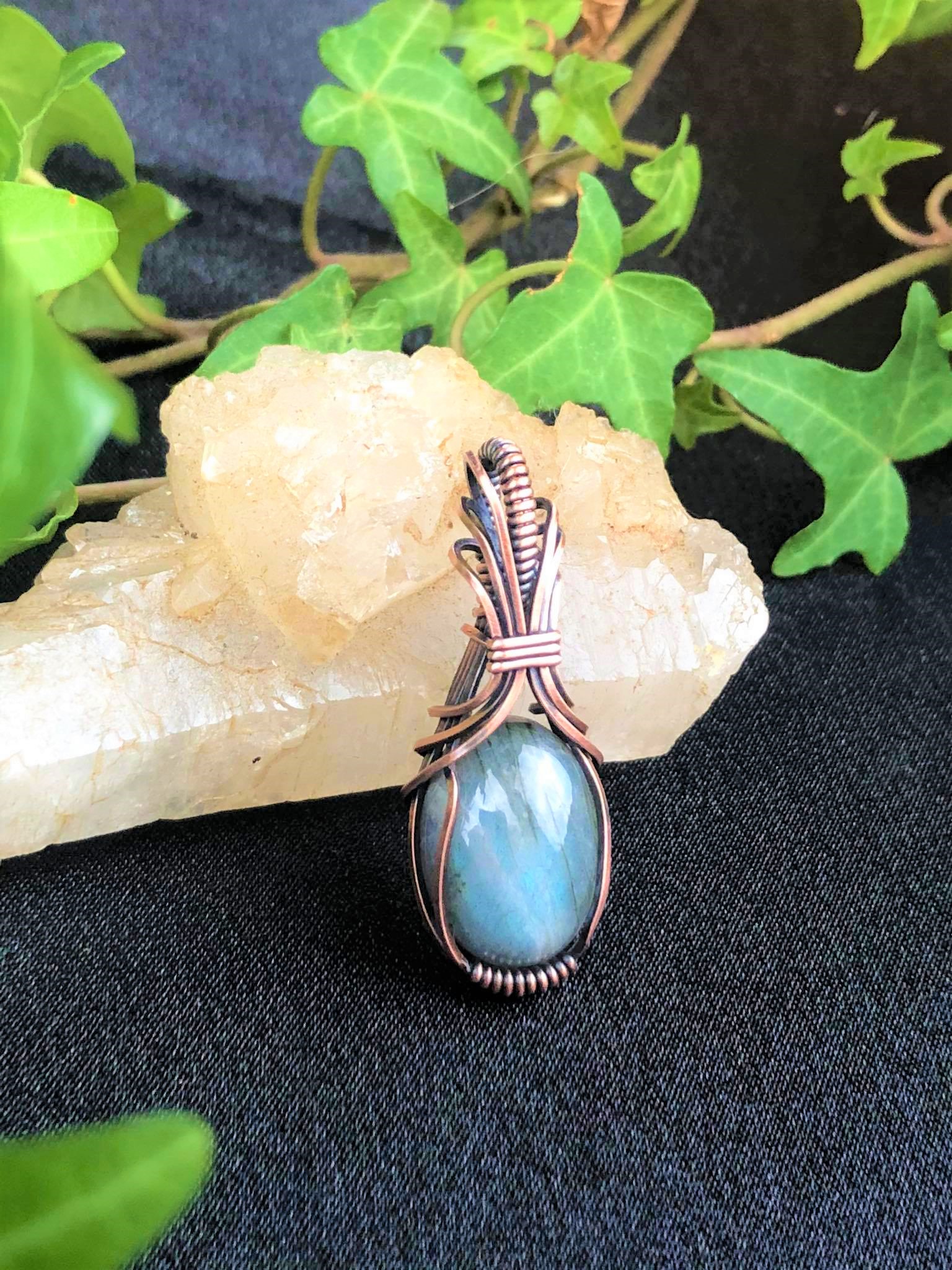 Labradorite-Pendant2 Collection "Pure" Jewelrydesign SunayLaLuna