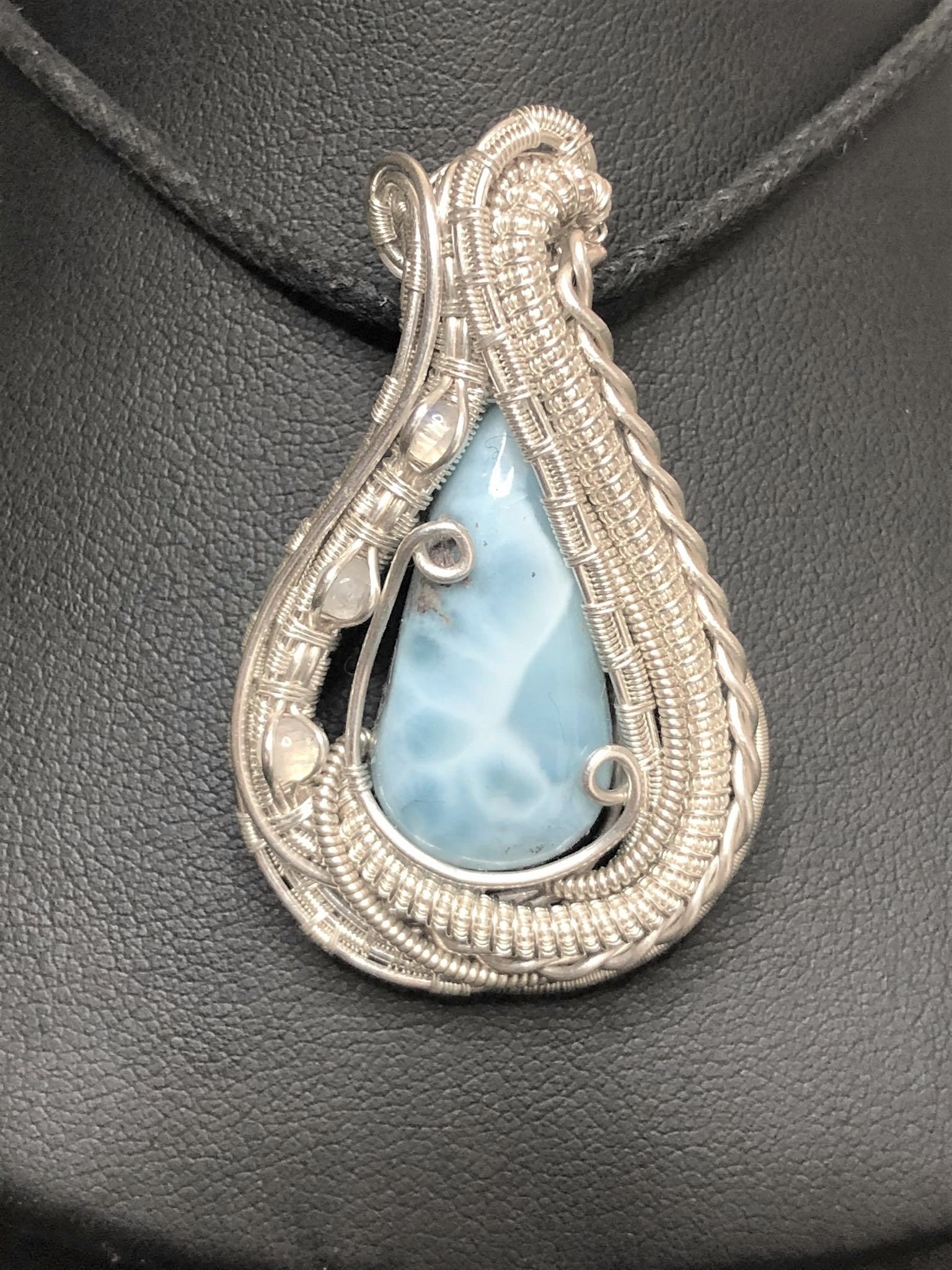 SunayLaLuna Larimar-Medallion Silverjewelry