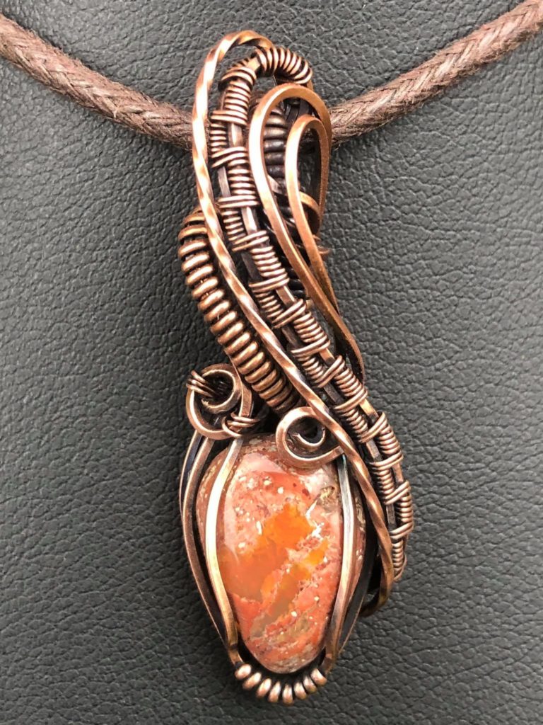 MexikanischerMatrixopal-Anhänger Kollektion "Pure" Schmuckdesign