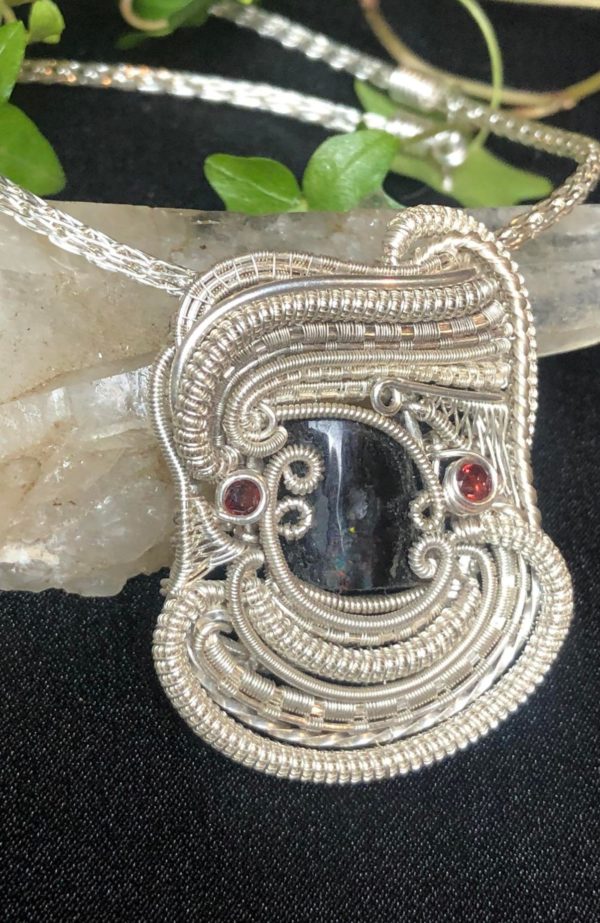 Woodopal-Medallion Headywirewrap Jewelrydesign SunayLaLuna Silverjewelry