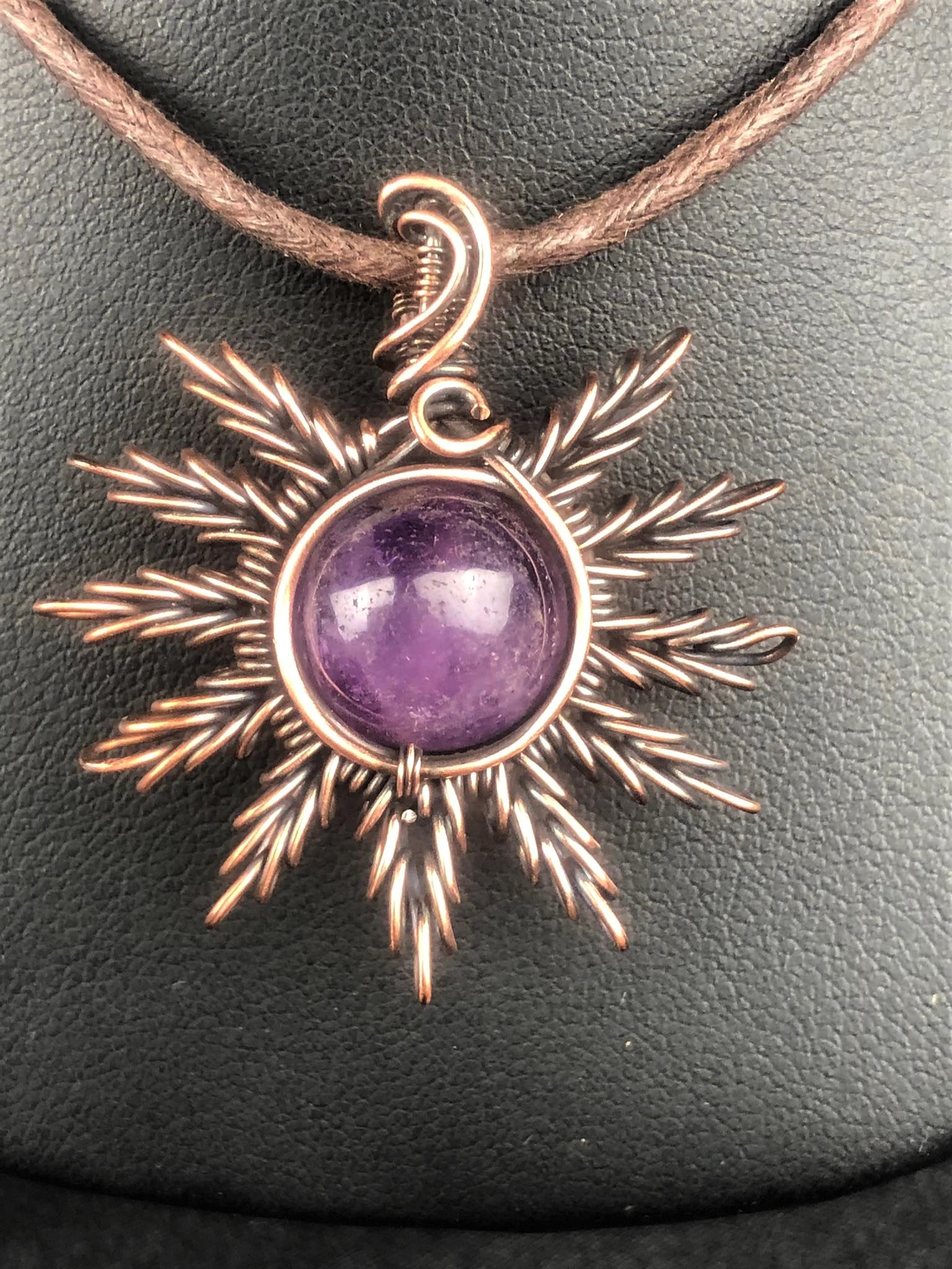 Amethyst-Sonnenanhänger1 Schmuckdesign SunayLaLuna