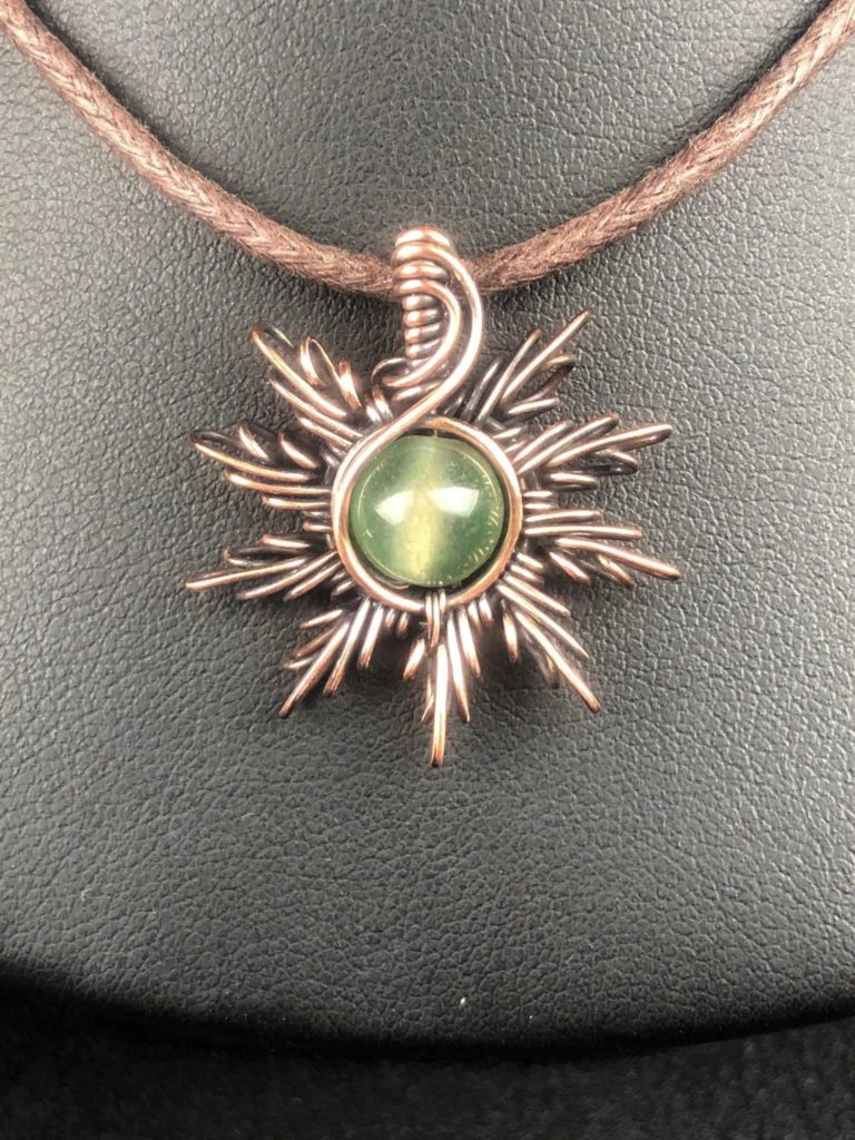 Aventurine-Sunpendant--Jewelrydesign SunayLaLuna