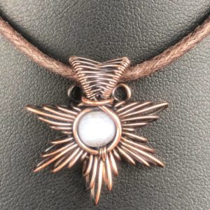 Chalcedon-Sonnenanhänger1 Schmuckdesign SunayLaLuna