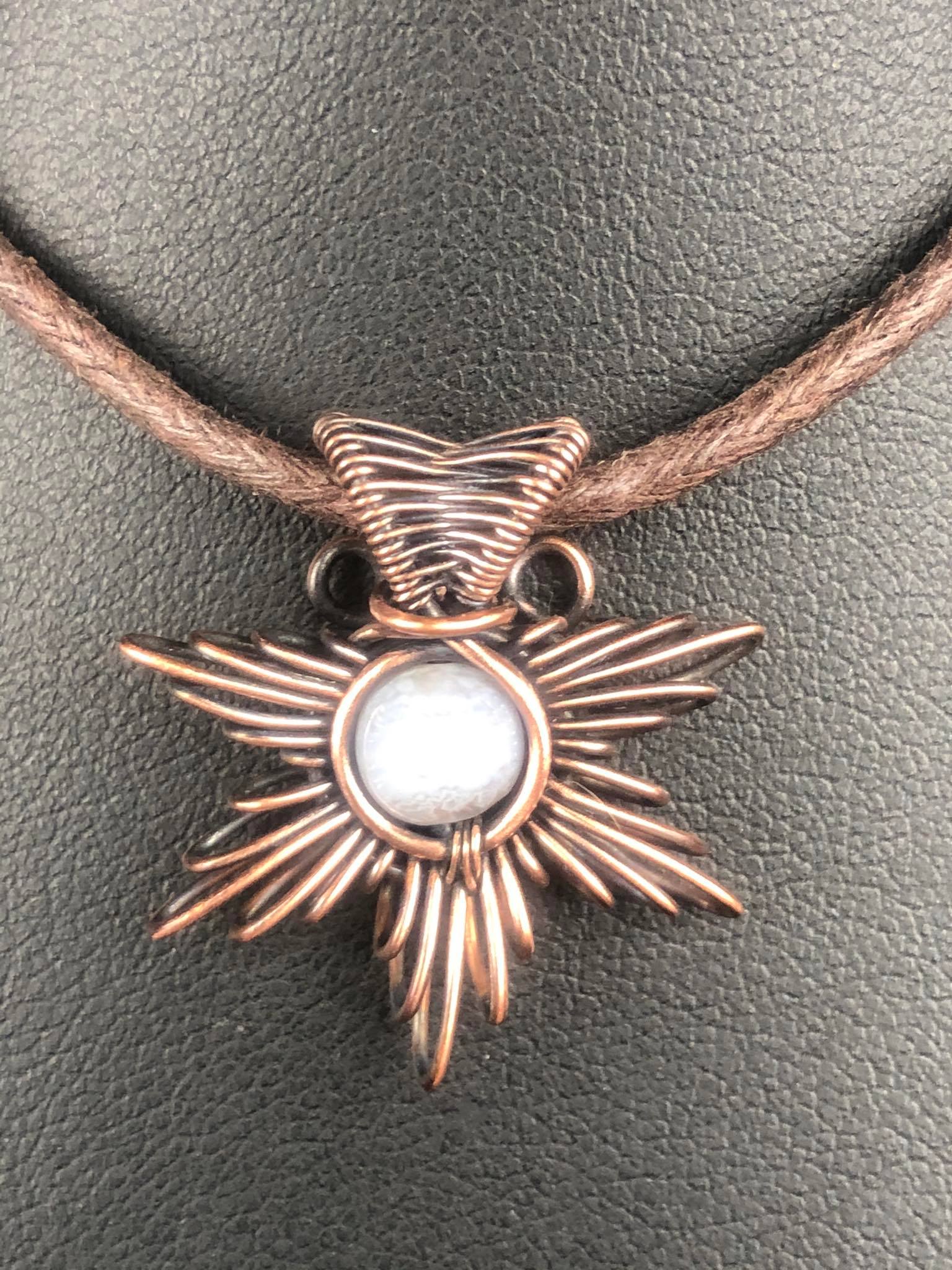 Chalcedon-Sonnenanhänger1 Schmuckdesign SunayLaLuna