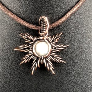 SunayLaLuna Regenbogen-Mondstein-Sonnenanhänger1 Schmuckdesign