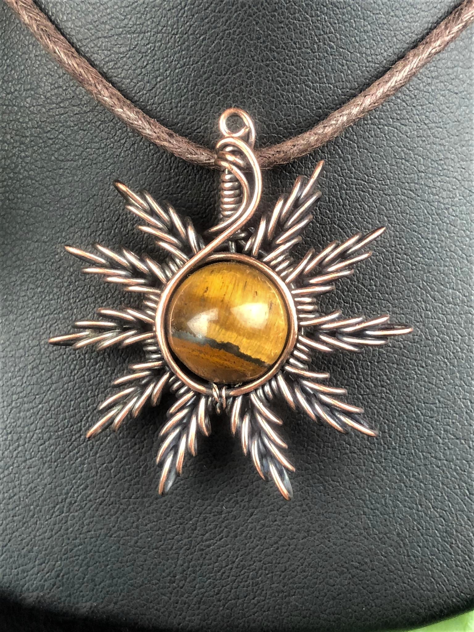 Tigereye-Sunpendant-Sunjewelry-sunaylaluna
