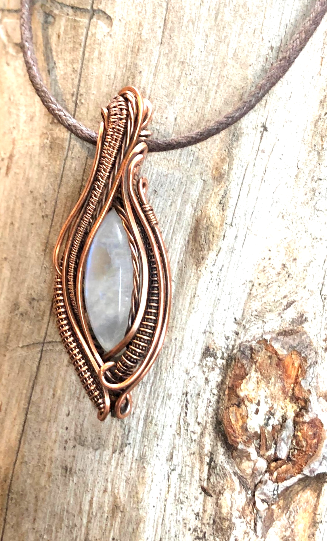 SunayLaLuna Rainbow-Moonstone-Pendant Collection "MagicMoments"