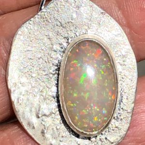 WeloOpal-Pendant Silverjewelry SunayLaLuna