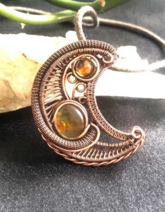 Bernsteinmond Mondschmuck sunaylaluna