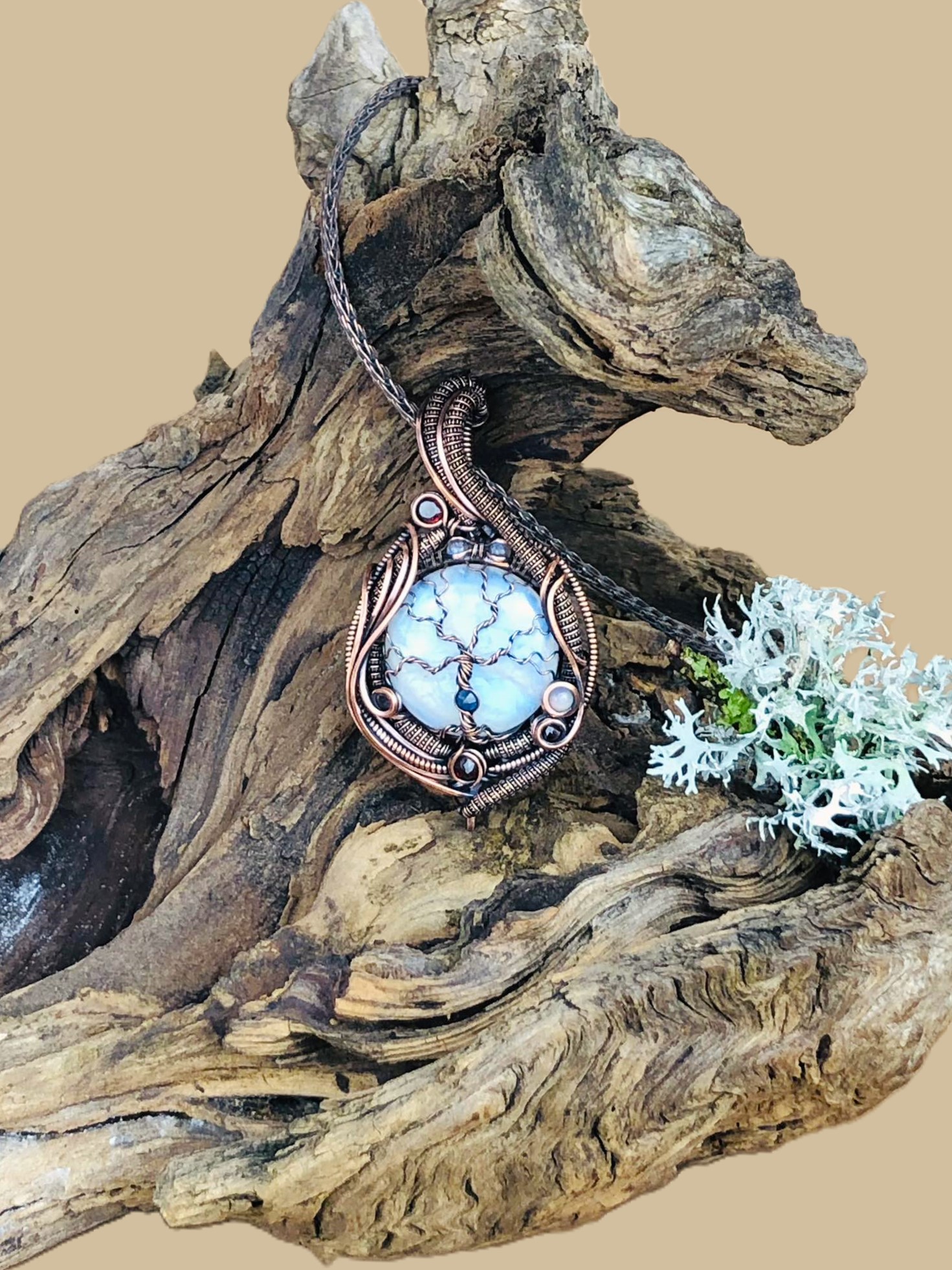 Moonstone-Pendant2-TreeOfLife-sunaylaluna