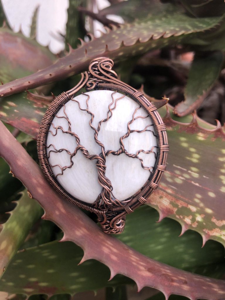 SunayLaLuna Scolecite-Bangle Scolecitejewelry