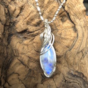 SunayLaLuna RainbowMoonstone-Pendant1 Silverjewelry