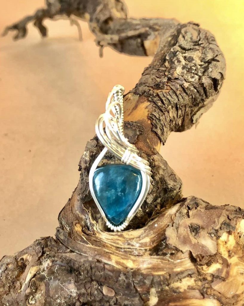 SunayLaLuna BlueApatite-Pendant3 Silverjewelry
