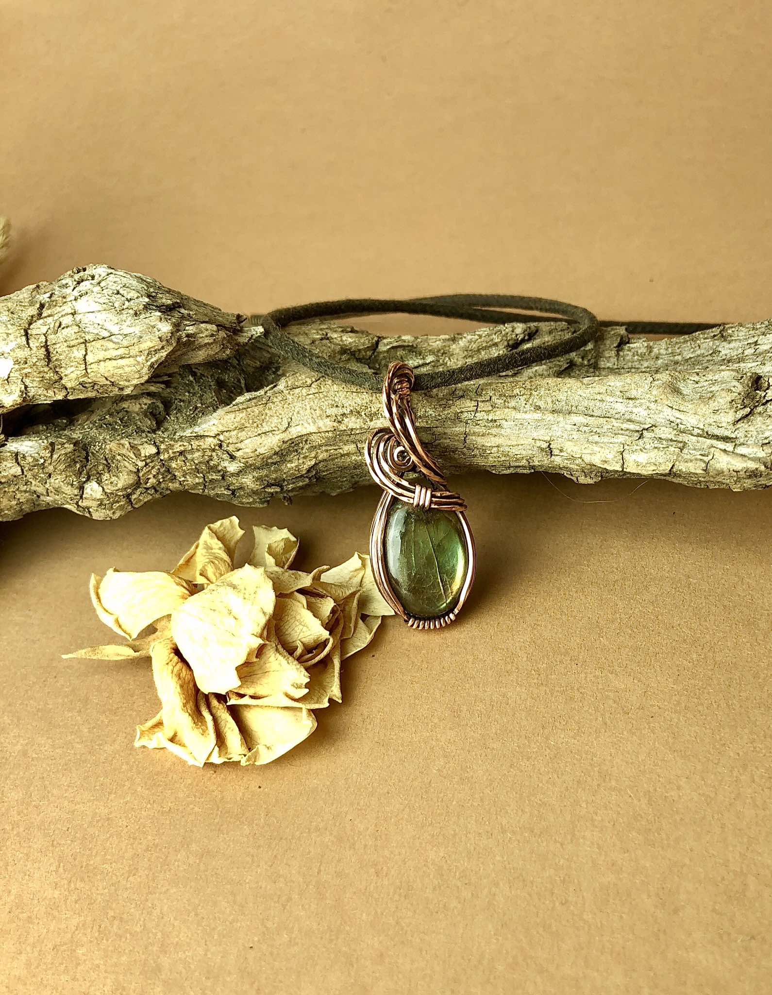Labradorit-Anhänger23, Reflektionsstein, Labradoritschmuck