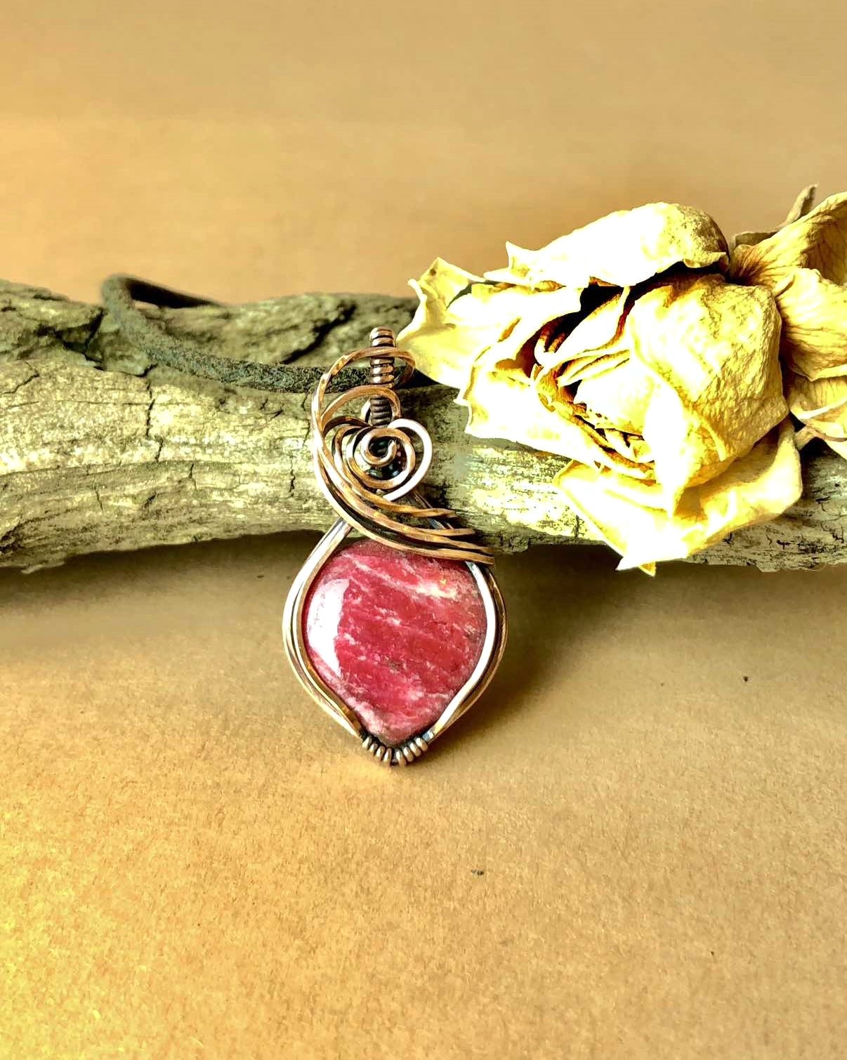 Thulitejewelry Thulite-Pendant Jewelrydesign