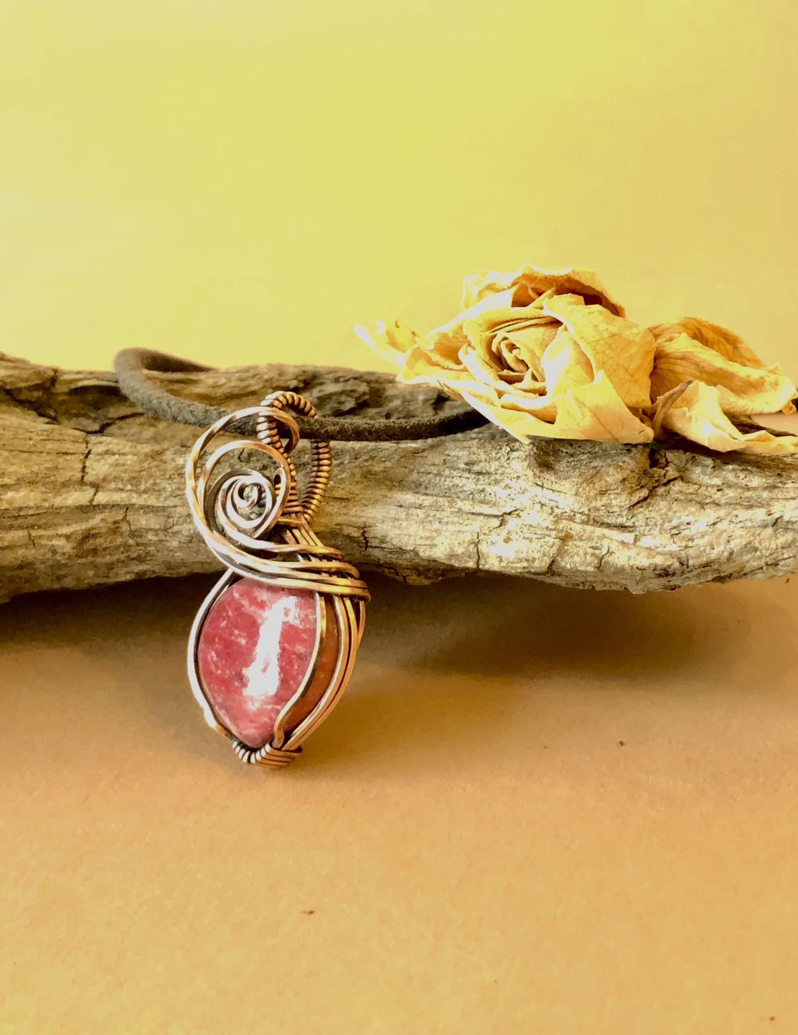 Thulitejewelry Thulite-Pendant Jewelrydesign
