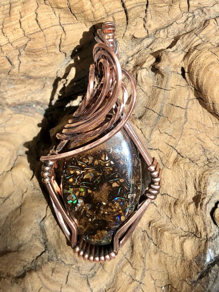 Boulderopal-Anhänger Kupferschmuck